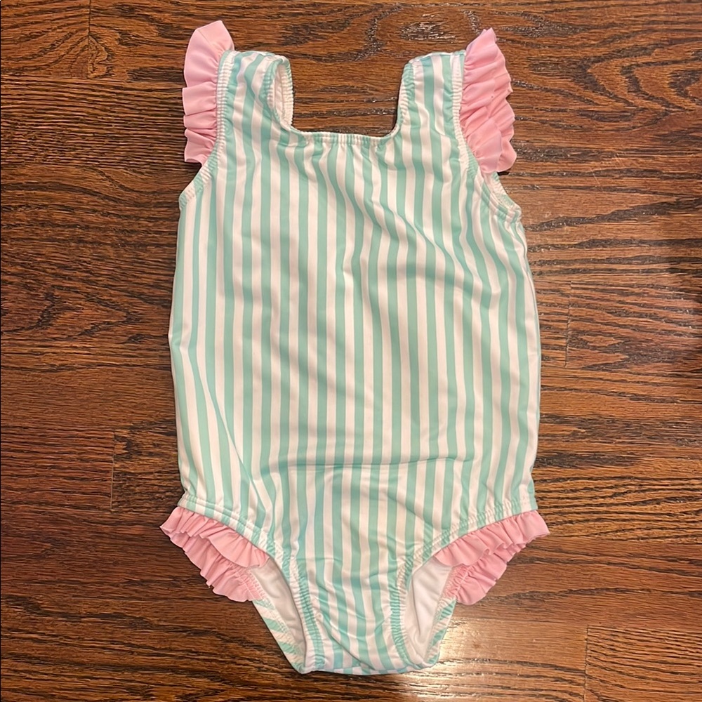 Girls swimsuit